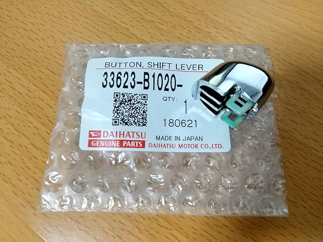 Amazon.co.jp: ダイハツ タント(L375,L385)シフトレバーノブボタン